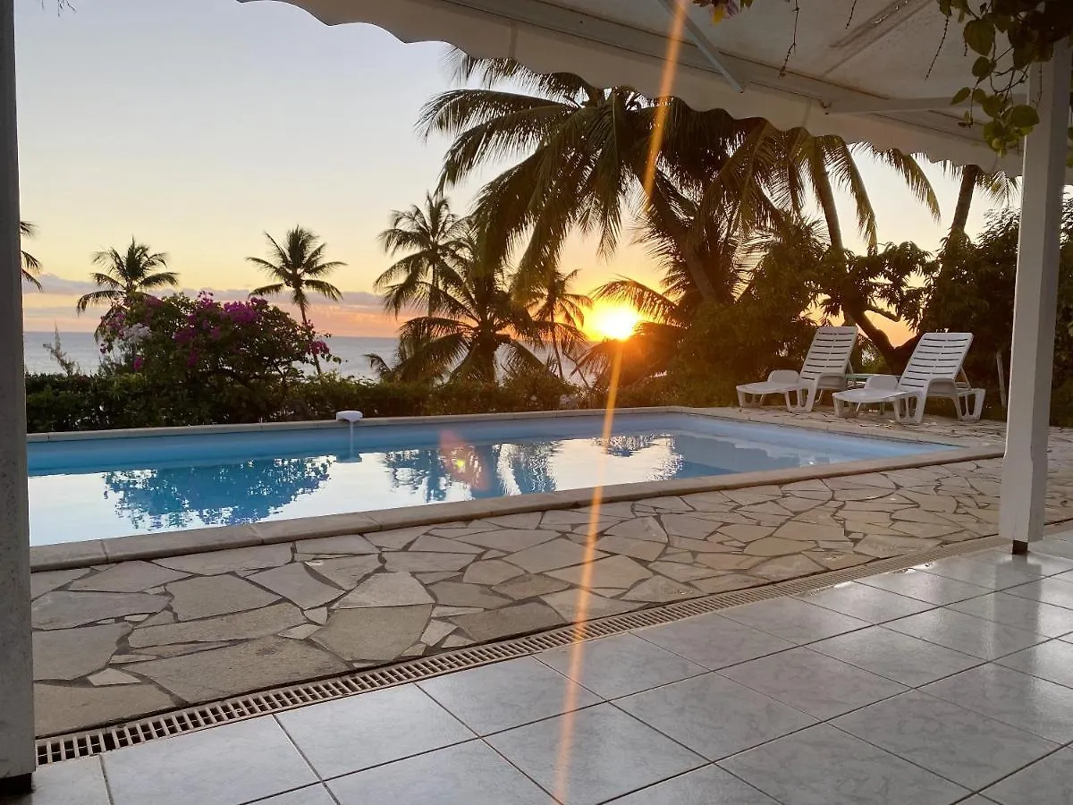 Villa Charmante A Saint Pierre Avec Vue Sur Mer & Piscine Privee Martinik
