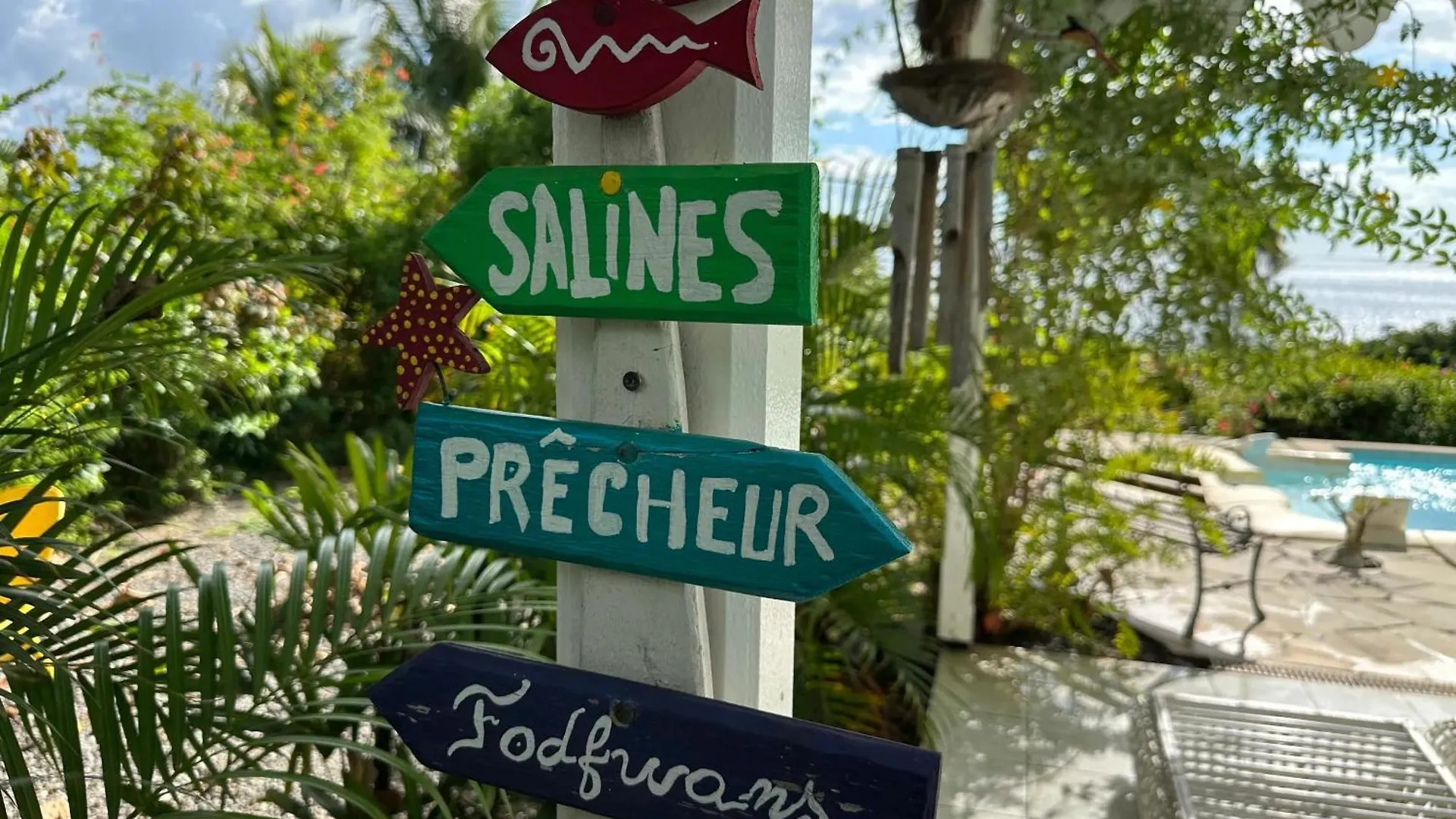 Villa Charmante A Saint Pierre Avec Vue Sur Mer & Piscine Privee Martinik